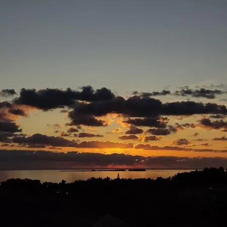 Horizon Seaview Apartmán *